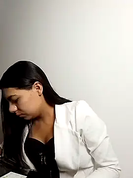 Emiily bliss online show from 09/10/25, 11:32