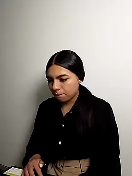 Emiily bliss online show from 09/13/25, 12:38