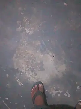 Snapshot of Jhonkkong chatting on 09/28/25, 03:34 Jhonkkong online show from 09/28/25, 03:34