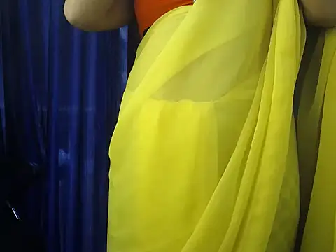 Snapshot of mary_jones6 chatting on 10/21/25, 03:18 mary jones6 online show from 10/21/25, 03:18