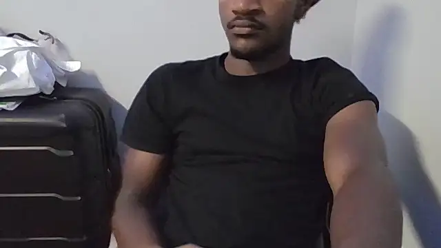 Snapshot of brrrbrrpata chatting on 10/31/25, 01:39 brrrbrrpata online show from 10/31/25, 01:39