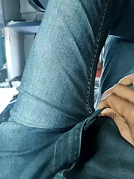 Fit Guy143 online show from 09/17/25, 04:47