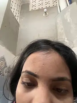 Sandhya 77 online show from 11/17/25, 04:40