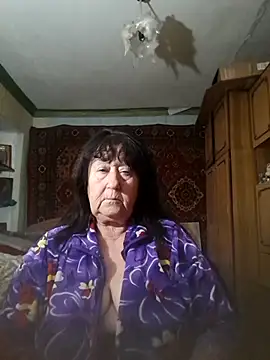 CrystalLime6411 online show from 09/26/25, 04:22