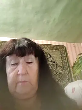 CrystalLime6411 online show from 10/28/25, 11:36