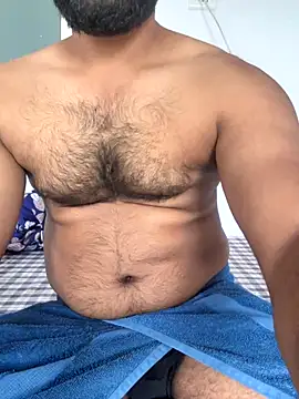 Snapshot of naughty_rocco chatting on 10/21/25, 09:43 naughty rocco online show from 10/21/25, 09:43