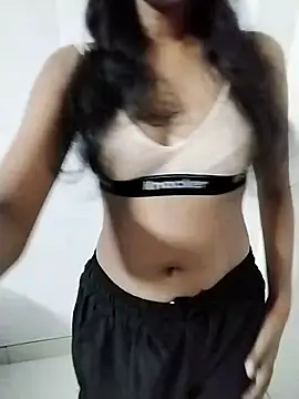 Snapshot of veena_rani6 chatting on 09/22/25, 07:10 veena rani6 online show from 09/22/25, 07:10