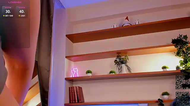 CarolSutton online show from 10/17/25, 03:03