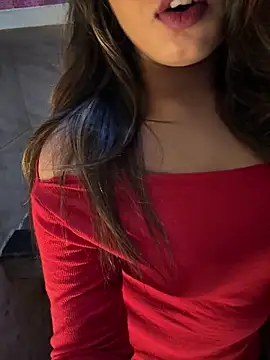 Snapshot of sexy-sukriti chatting on 12/15/25, 11:36 sexy-sukriti online show from 12/15/25, 11:36