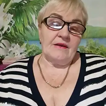 VioletSweet5566 online show from 10/19/25, 01:34