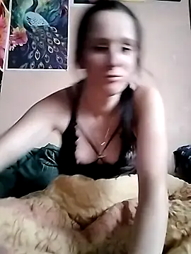 Snapshot of HardCouple33 chatting on 05/27/26, 06:49 HardCouple33 online show from 05/27/26, 06:49