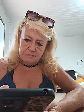 Belladama61 online show from 05/26/26, 10:44