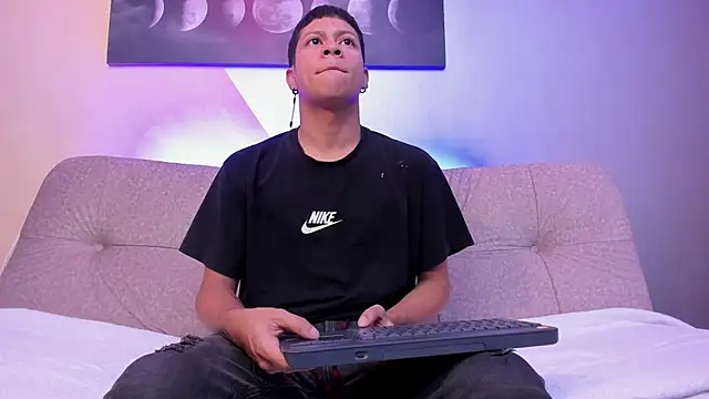 Jonas Escalante online show from 09/10/25, 04:12