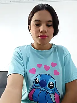 Snapshot of Little-Pussy-Sweet chatting on 11/07/25, 01:22 Little-Pussy-Sweet online show from 11/07/25, 01:22