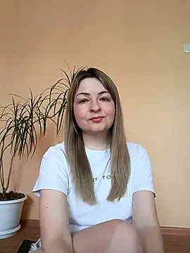 Snapshot of Kate2891 chatting on 05/15/26, 05:03 Kate2891 online show from 05/15/26, 05:03
