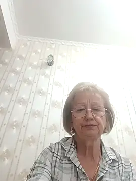 AlikaSwan5821 online show from 09/21/25, 02:19