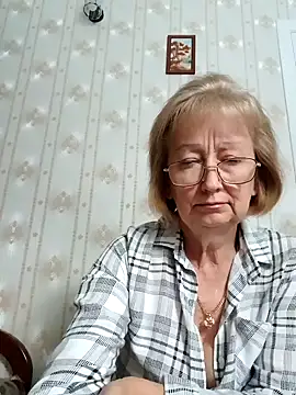 AlikaSwan5821 online show from 10/04/25, 01:42