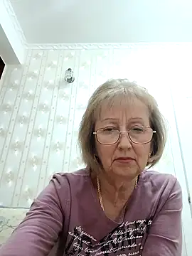 AlikaSwan5821 online show from 10/20/25, 07:14