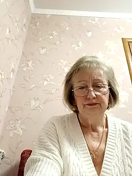 AlikaSwan5821 online show from 12/16/25, 02:00