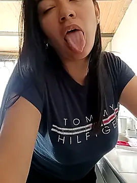 Snapshot of Williams_Hera chatting on 10/22/25, 03:23 Williams Hera online show from 10/22/25, 03:23