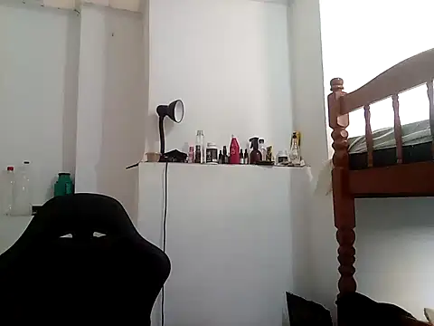 moreno25centimetro online show from 10/05/25, 10:35