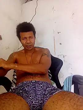 Snapshot of moreno25centimetro chatting on 02/25/26, 12:59 moreno25centimetro online show from 02/25/26, 12:59