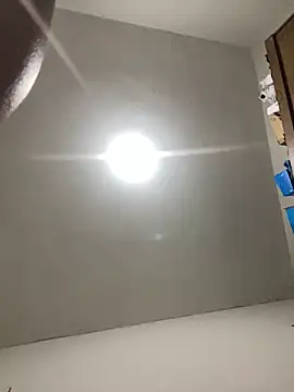 Nillsobluyy online show from 12/20/25, 05:20