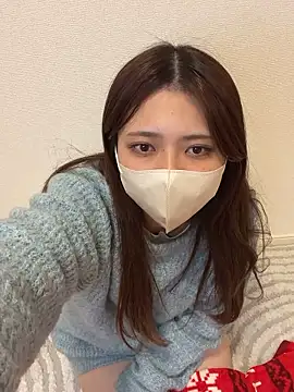 misa mo online show from 11/12/25, 01:22