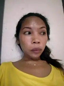 Snapshot of Asian_ericka chatting on 10/21/25, 05:35 Asian ericka online show from 10/21/25, 05:35