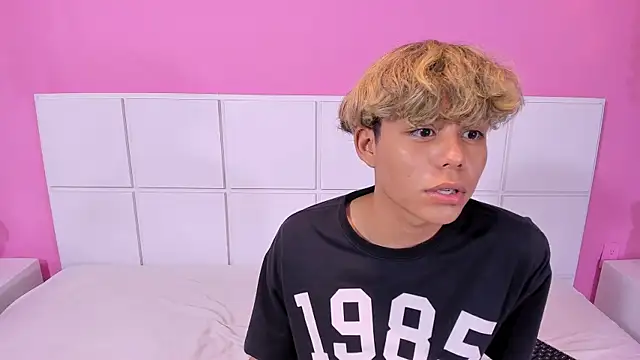 NathanBell online show from 10/31/25, 07:53