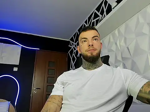 Snapshot of Chrisjordan66 chatting on 10/23/25, 06:13 Chrisjordan66 online show from 10/23/25, 06:13