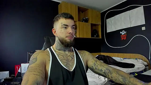 Snapshot of Chrisjordan66 chatting on 11/18/25, 07:13 Chrisjordan66 online show from 11/18/25, 07:13