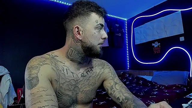 Snapshot of Chrisjordan66 chatting on 12/04/25, 08:23 Chrisjordan66 online show from 12/04/25, 08:23