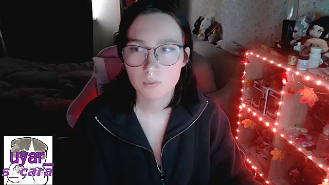 s cara online show from 10/16/25, 11:33