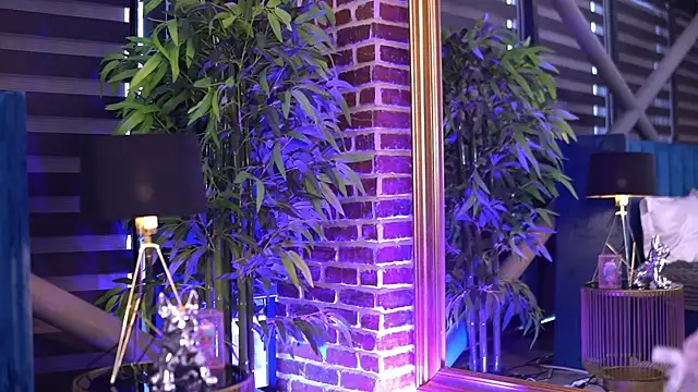 MillaSerene online show from 11/01/25, 05:53