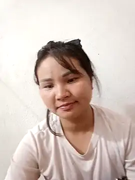 Heulwen-22 online show from 10/30/25, 09:15