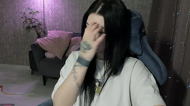 AlinaGreeeen online show from 09/26/25, 12:53