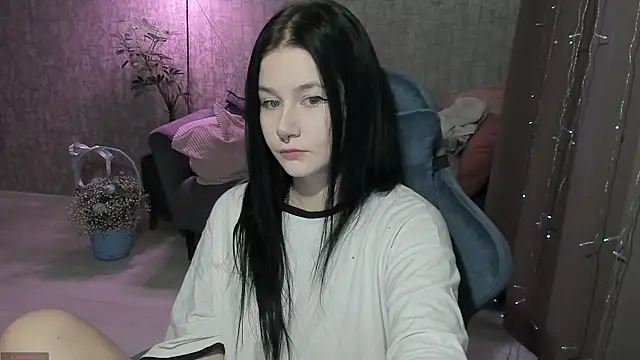 AlinaGreeeen online show from 10/09/25, 06:00