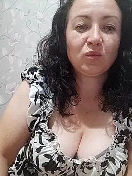 Snapshot of Velvet3451 chatting on 09/08/25, 05:23 Velvet3451 online show from 09/08/25, 05:23