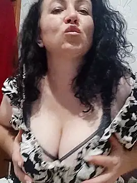 Snapshot of Velvet3451 chatting on 09/09/25, 05:12 Velvet3451 online show from 09/09/25, 05:12