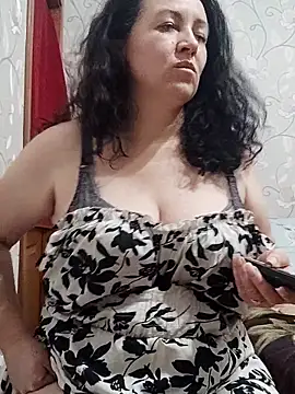 Snapshot of Velvet3451 chatting on 11/13/25, 08:41 Velvet3451 online show from 11/13/25, 08:41