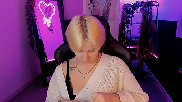 CinBellamy online show from 09/25/25, 05:00