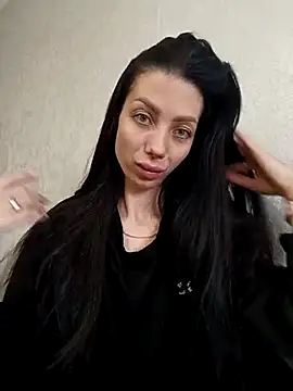 Snapshot of Princessa99885 chatting on 11/07/25, 07:41 Princessa99885 online show from 11/07/25, 07:41