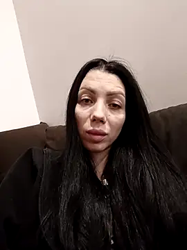 Snapshot of Princessa99885 chatting on 02/04/26, 03:18 Princessa99885 online show from 02/04/26, 03:18
