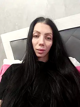 Snapshot of Princessa99885 chatting on 03/19/26, 03:27 Princessa99885 online show from 03/19/26, 03:27