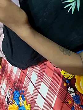 Snapshot of Radhika_01 chatting on 11/08/25, 04:51 Radhika 01 online show from 11/08/25, 04:51