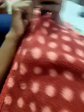 Snapshot of Radhika_01 chatting on 11/19/25, 07:08 Radhika 01 online show from 11/19/25, 07:08