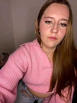 Snapshot of Cutie_blondie chatting on 09/30/25, 07:08 Cutie blondie online show from 09/30/25, 07:08