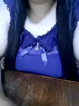 Snapshot of Madam-bezoul- chatting on 10/11/25, 10:52 Madam-bezoul- online show from 10/11/25, 10:52