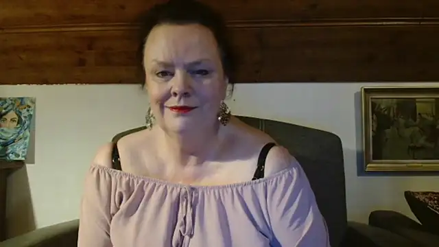 TiffanyMature online show from 01/08/26, 03:36